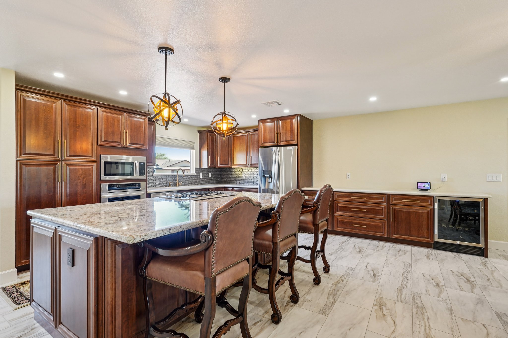 N 109th Ave-S1511-017.jpg