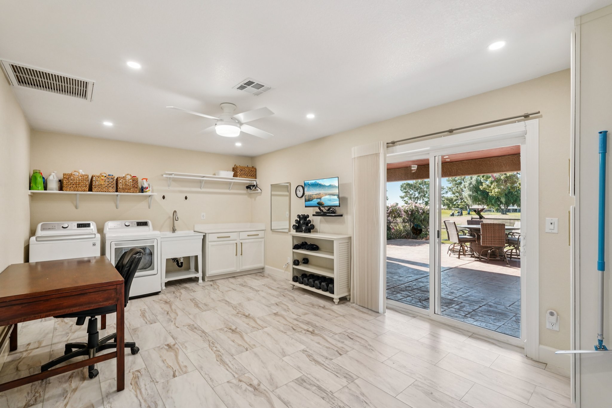 N 109th Ave-S1511-019.jpg