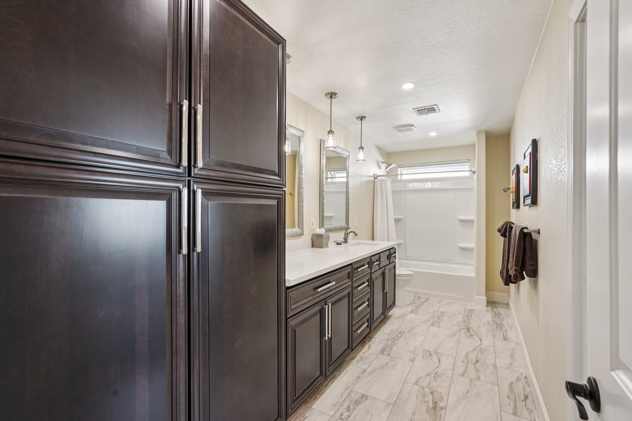 N 109th Ave-S1511-022.jpg