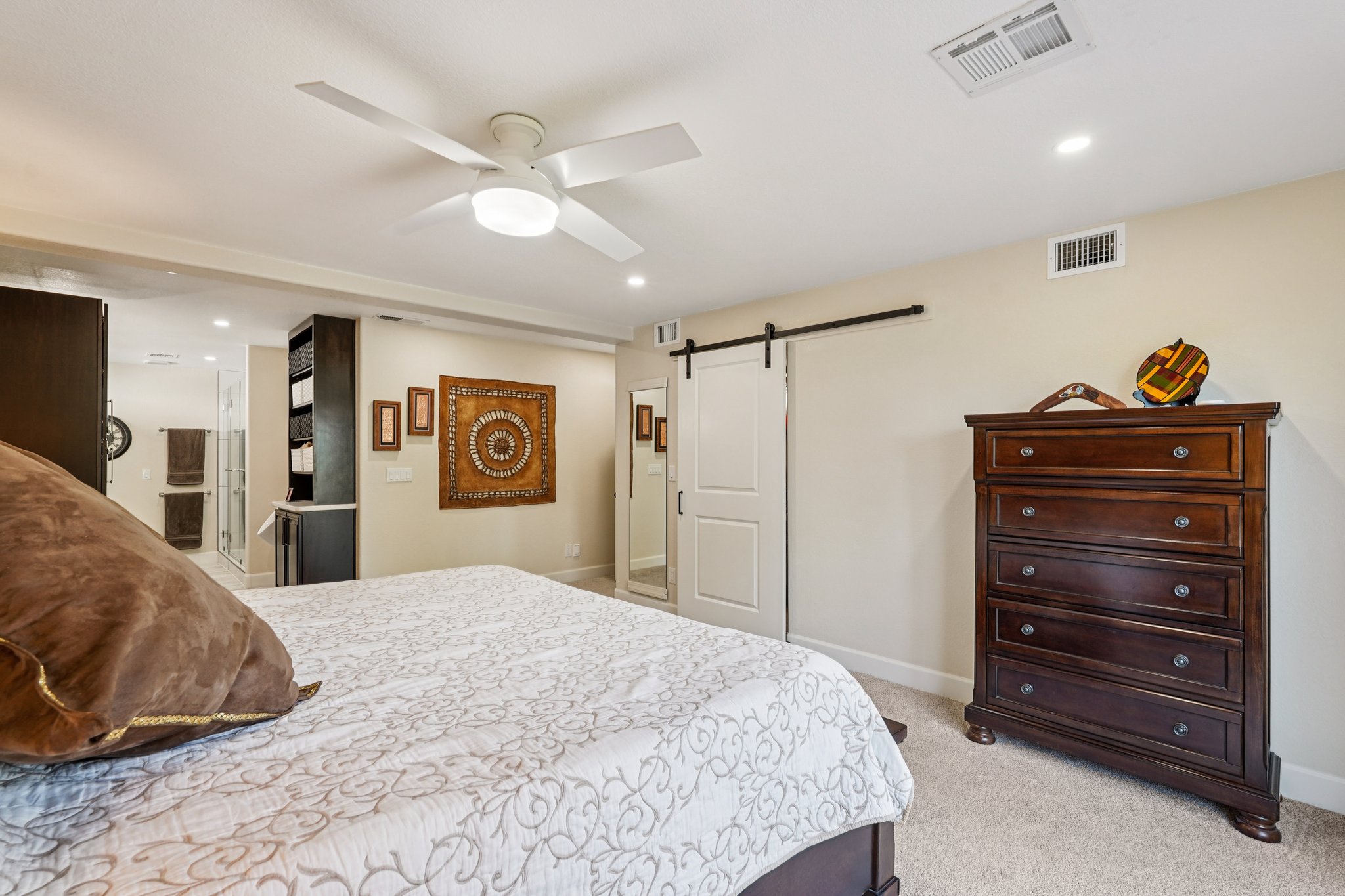 N 109th Ave-S1511-026.jpg