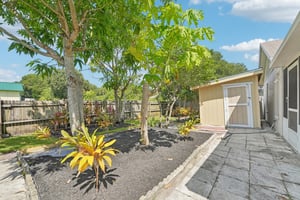 Oasis Palm Dr-051.jpg