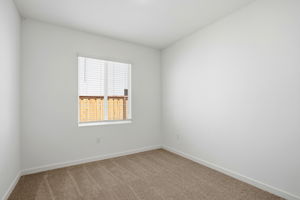 023_F8_1024 Bluebell Cir