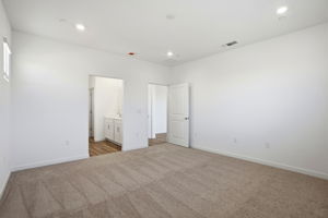 028_F8_1024 Bluebell Cir