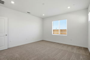 029_F8_1024 Bluebell Cir