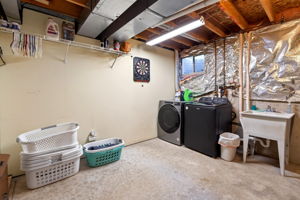  Photo 49