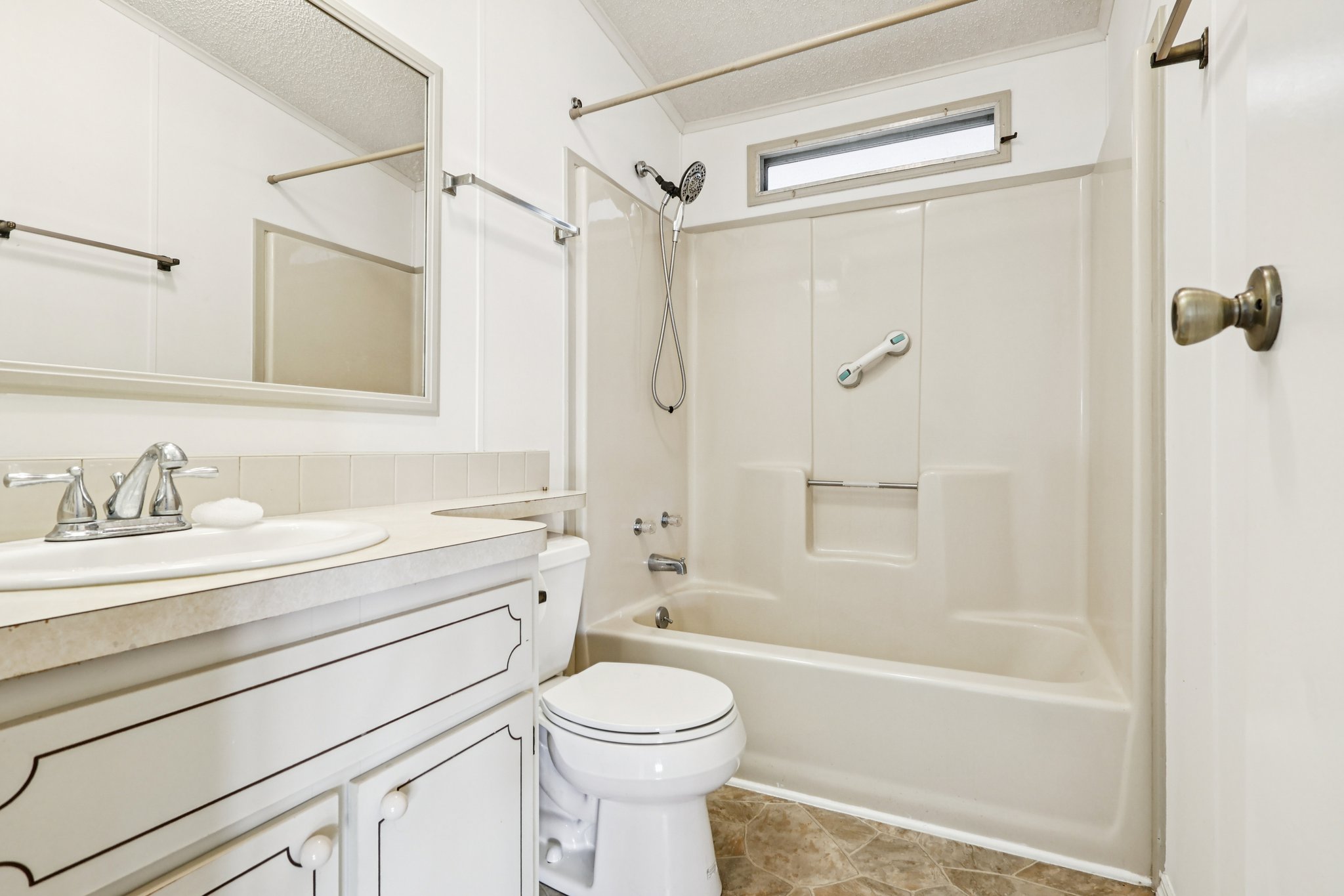 Hilltop Rd-S1902-020.jpg