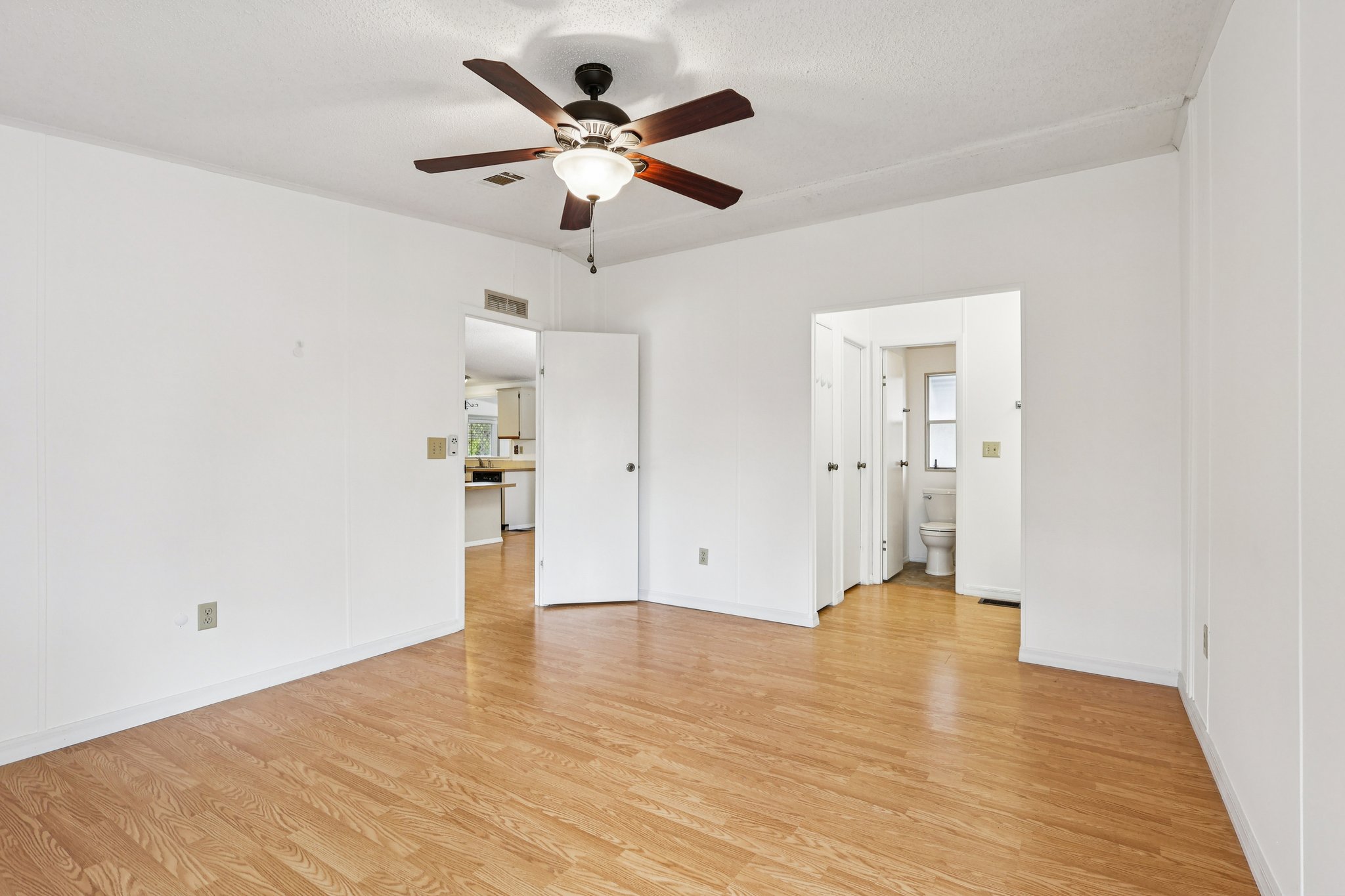 Hilltop Rd-S1902-023.jpg