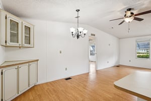 Hilltop Rd-S1902-011.jpg