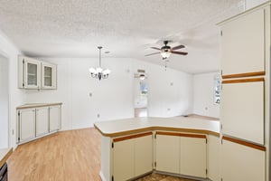 Hilltop Rd-S1902-015.jpg