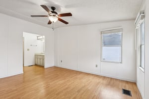 Hilltop Rd-S1902-024.jpg