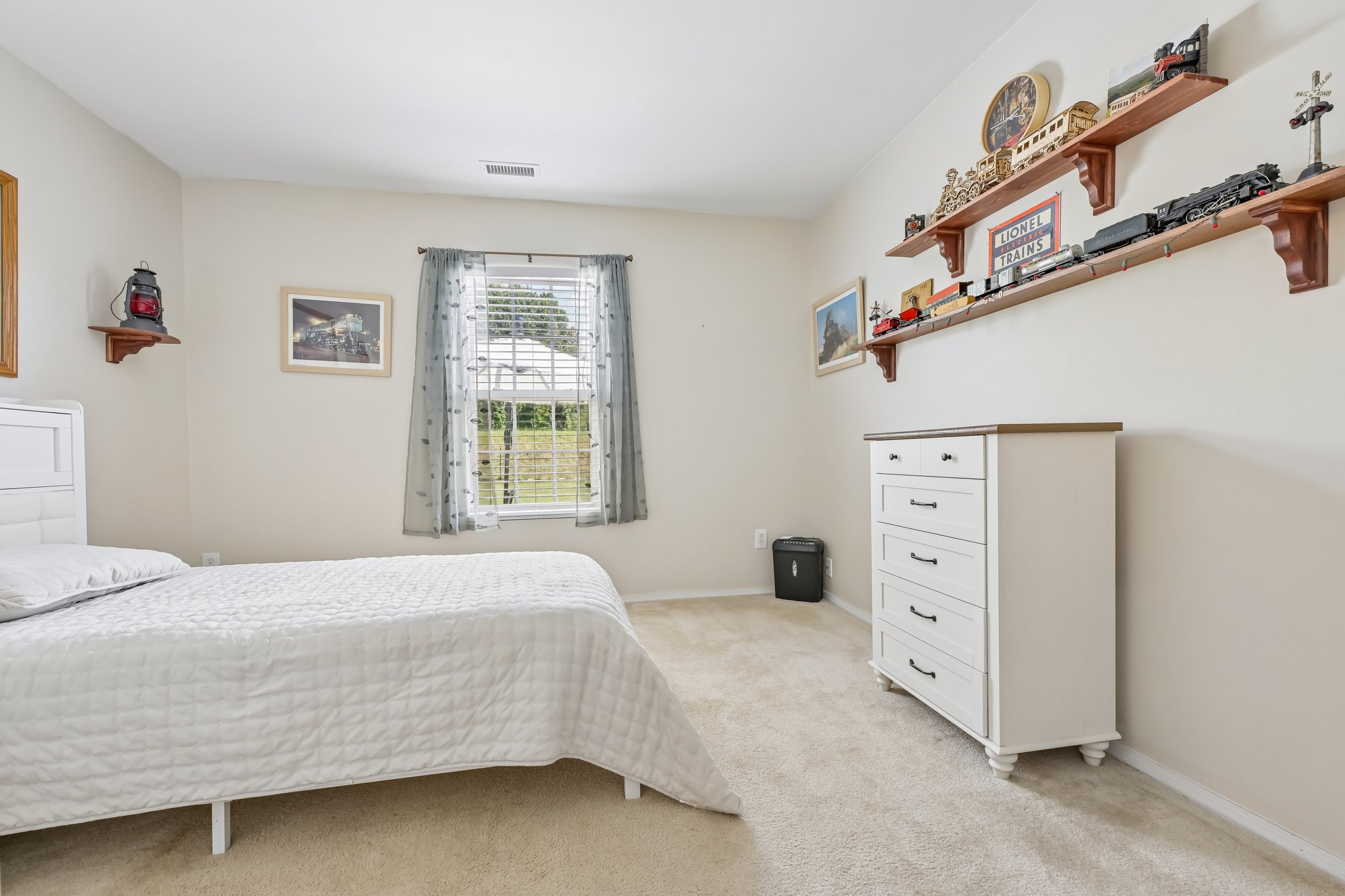 Lockberry Ct-S2708-017.jpg