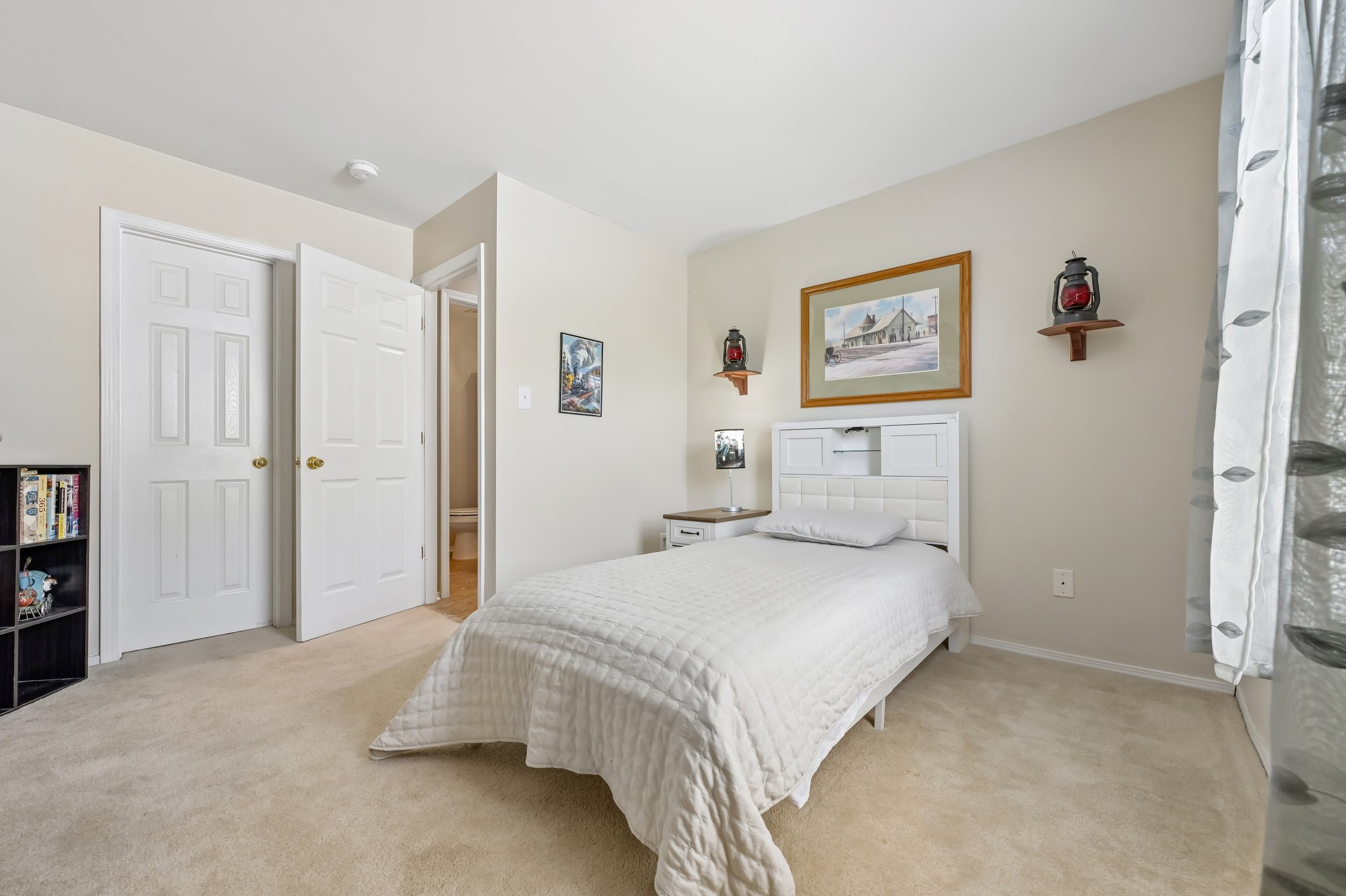 Lockberry Ct-S2708-019.jpg