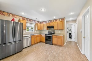 Lockberry Ct-S2708-015.jpg
