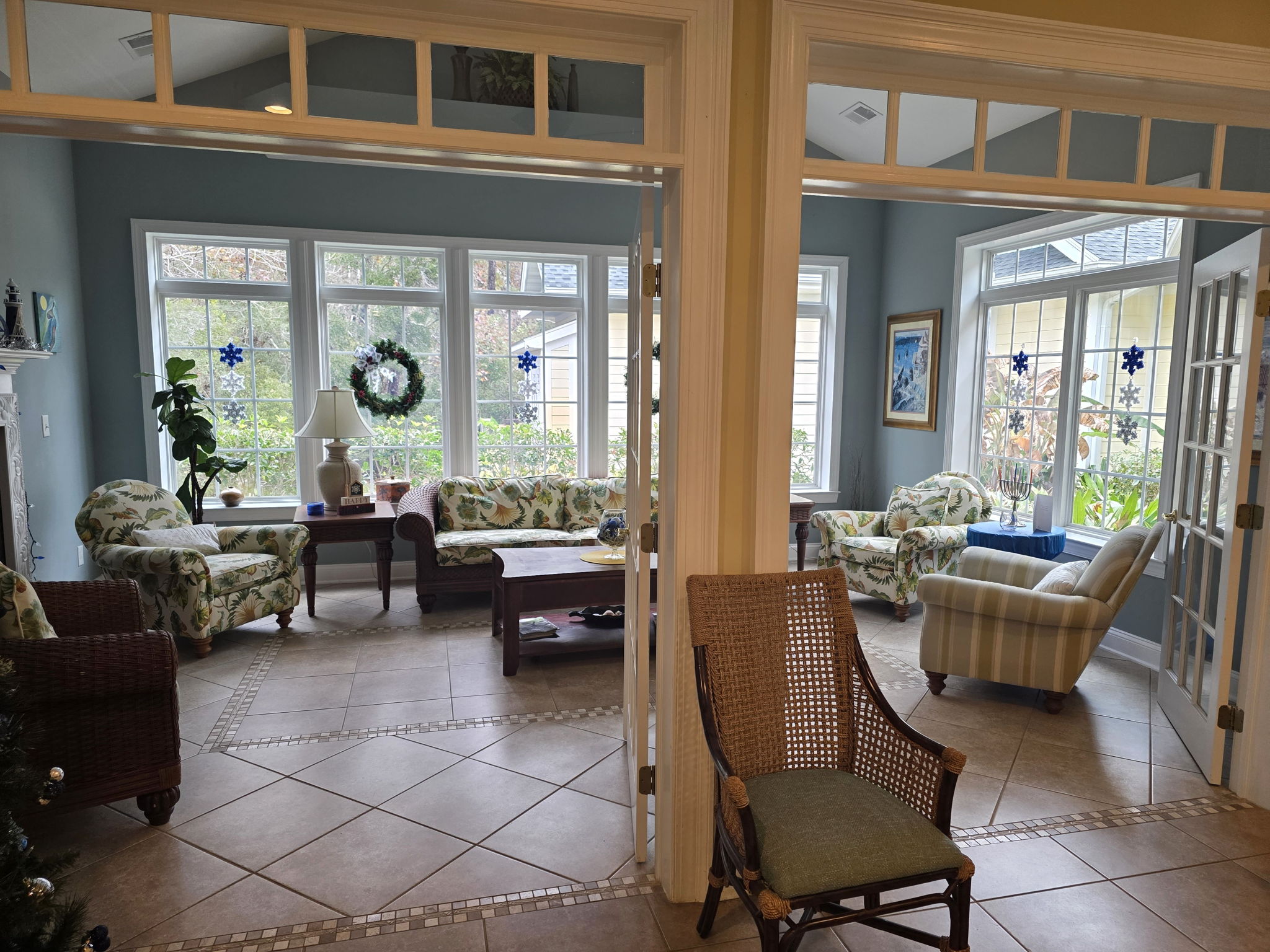 Clubhouse Meeting room