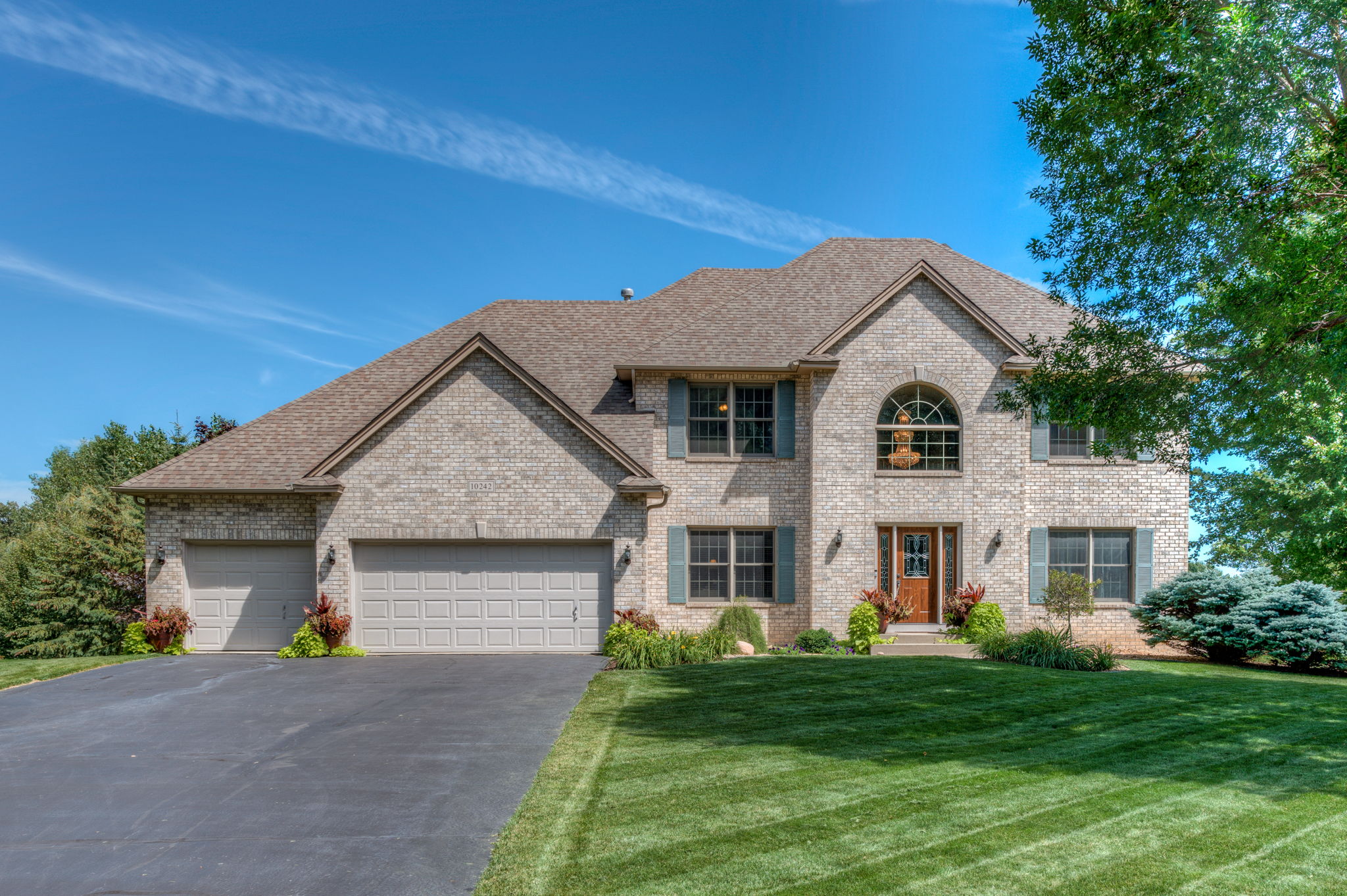  10242 Bridgewater Parkway, Woodbury, MN 55129, US