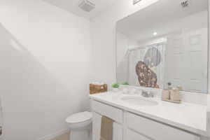  Photo 37
