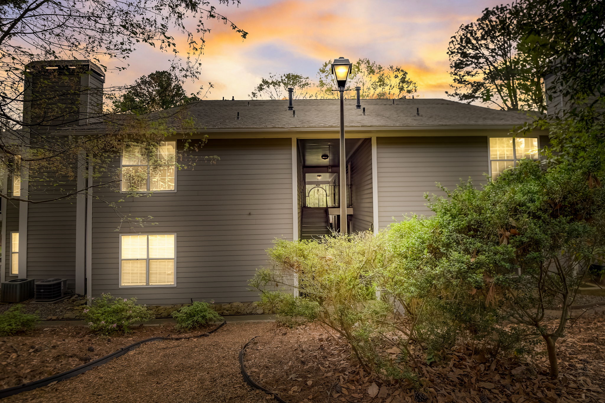 N Jamestown Rd - VT-002