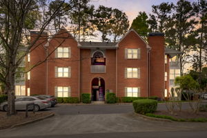 N Jamestown Rd - VT-001