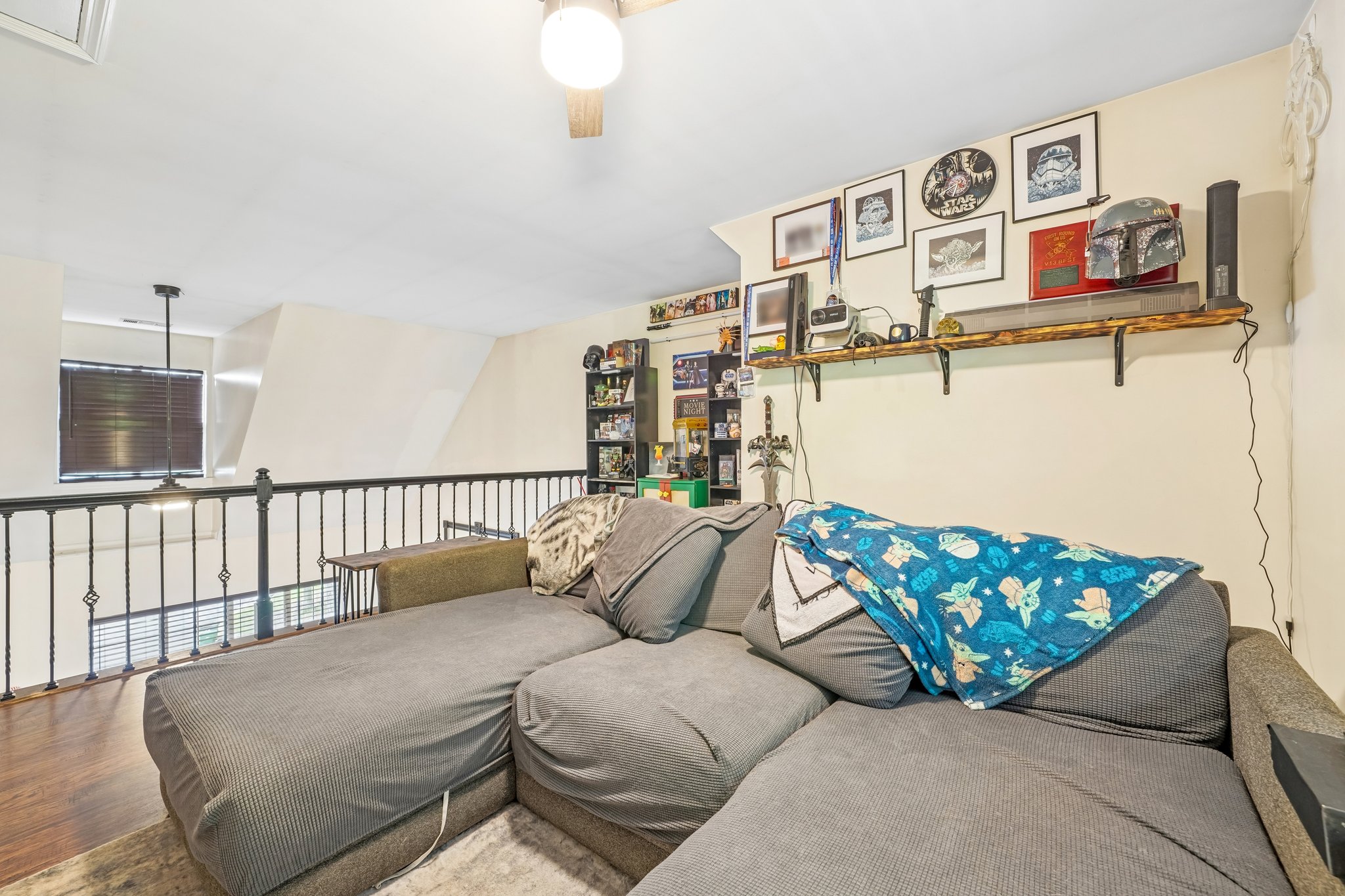 Ryecroft Cir-S3005-023.jpg