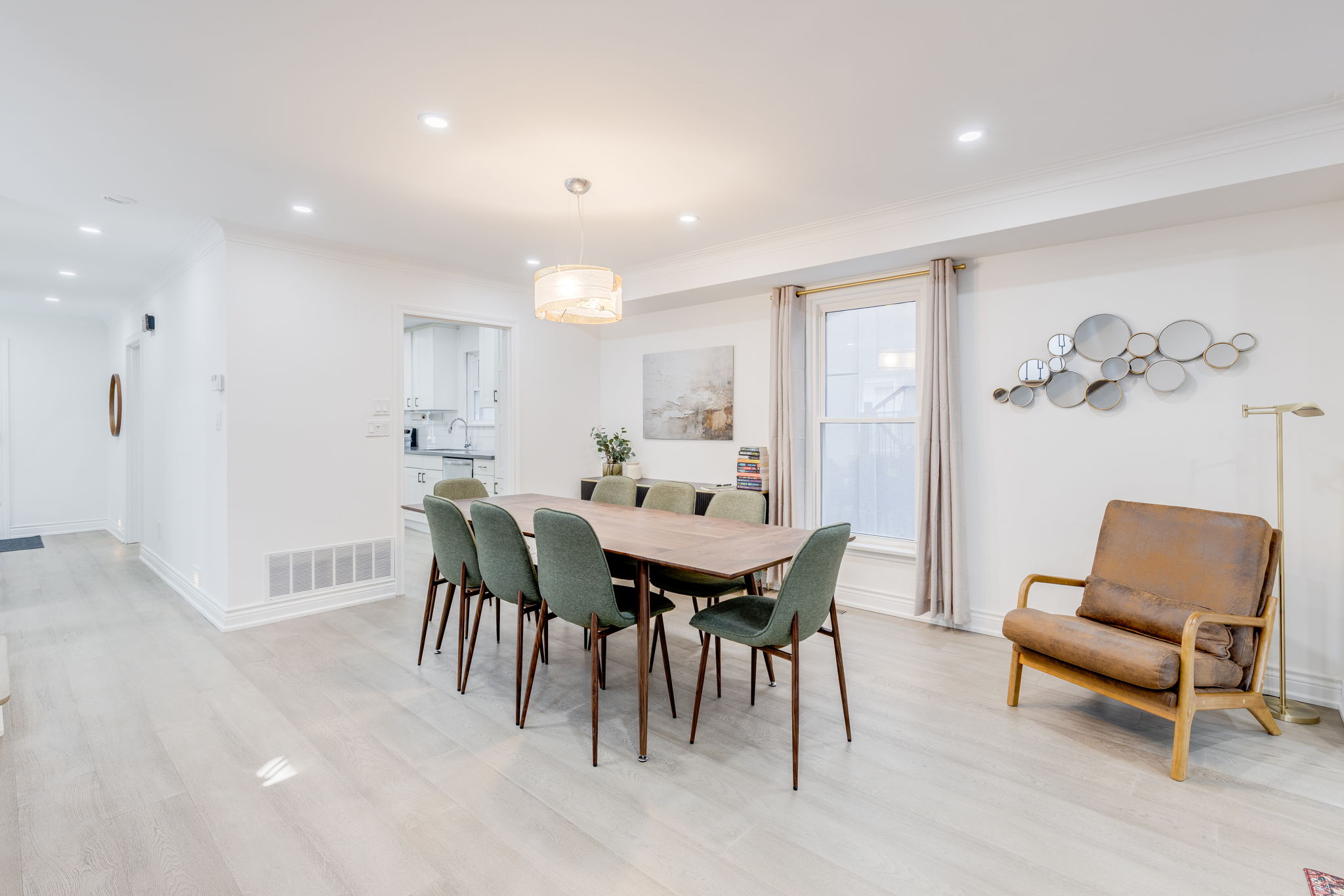 Toronto property showcase — delivered property photograph 10