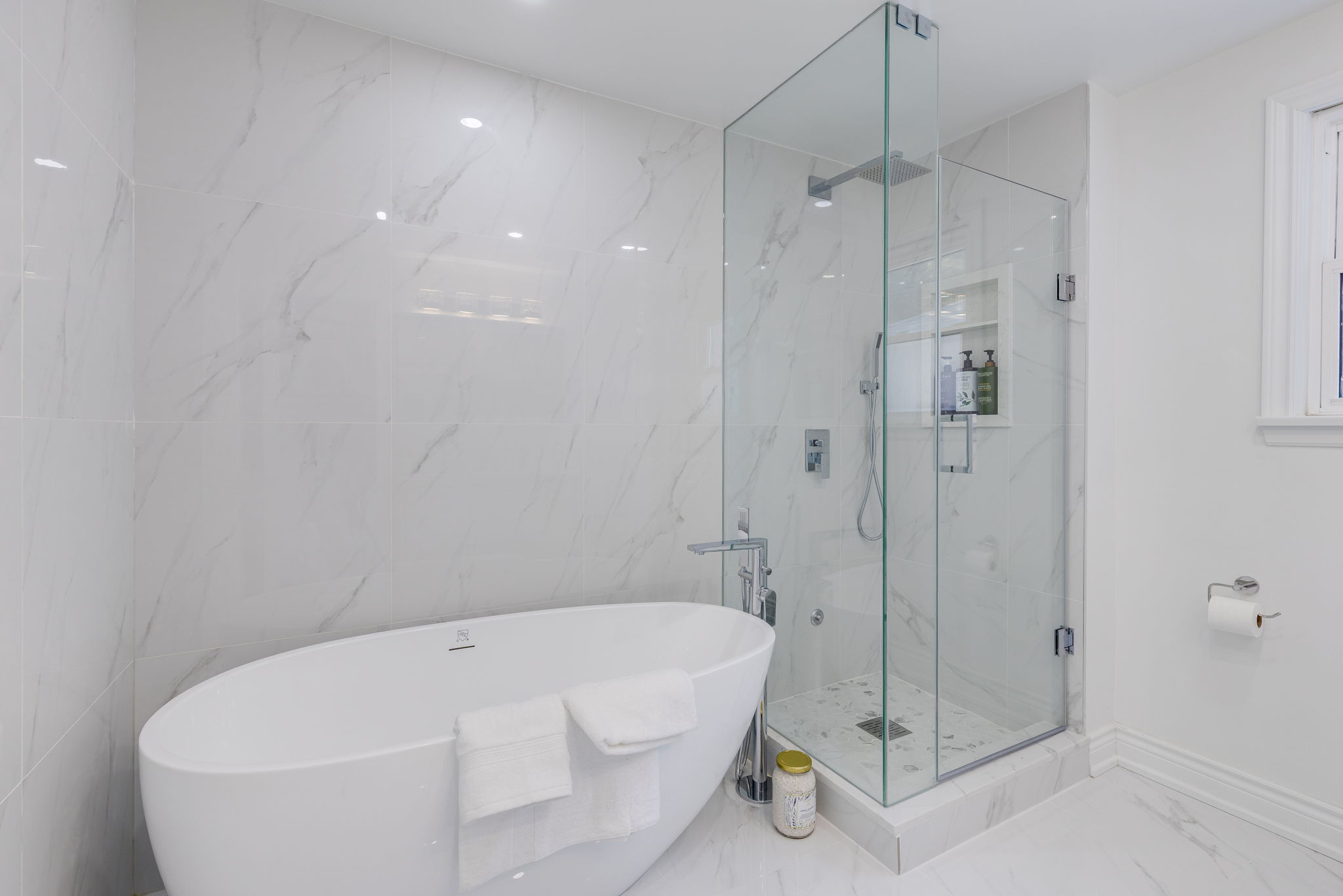 Toronto property showcase — delivered property photograph 19