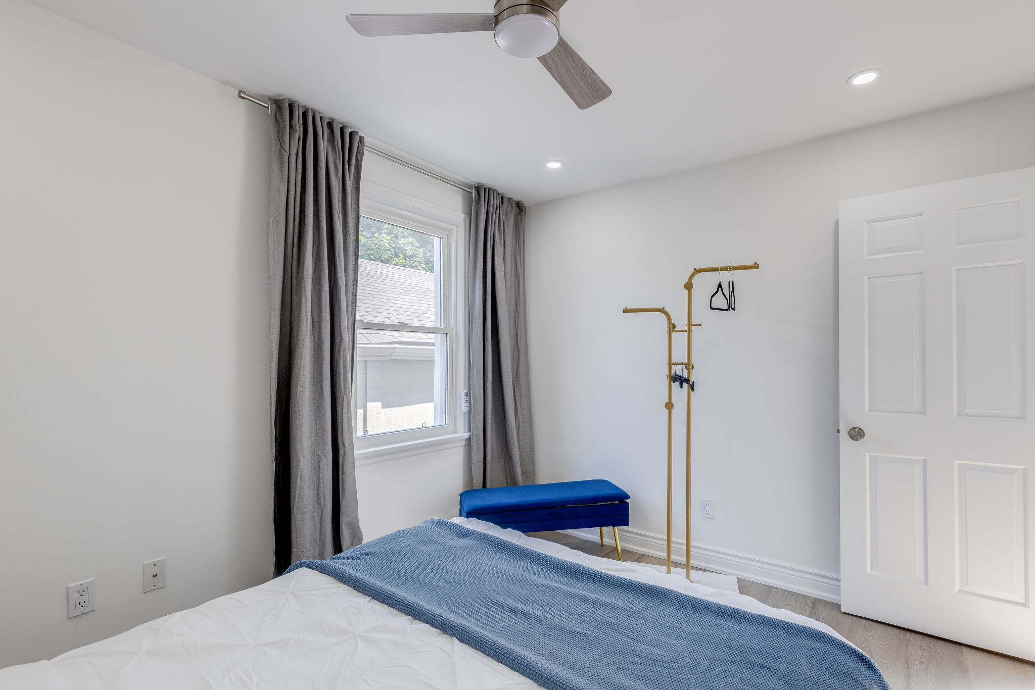 Toronto property showcase — delivered property photograph 21