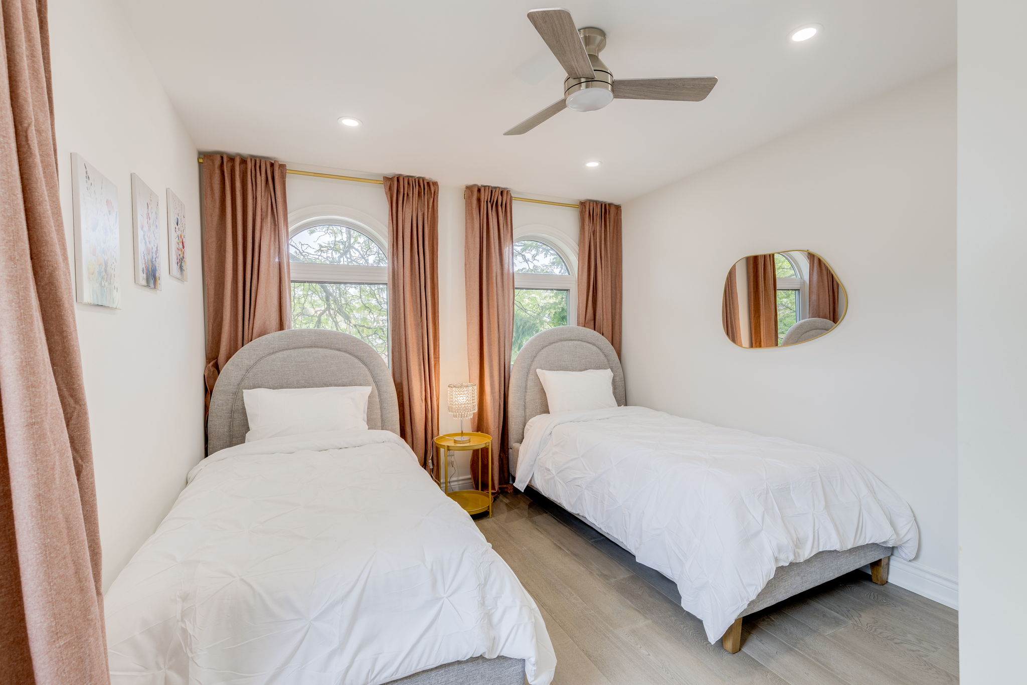 Toronto property showcase — delivered property photograph 27