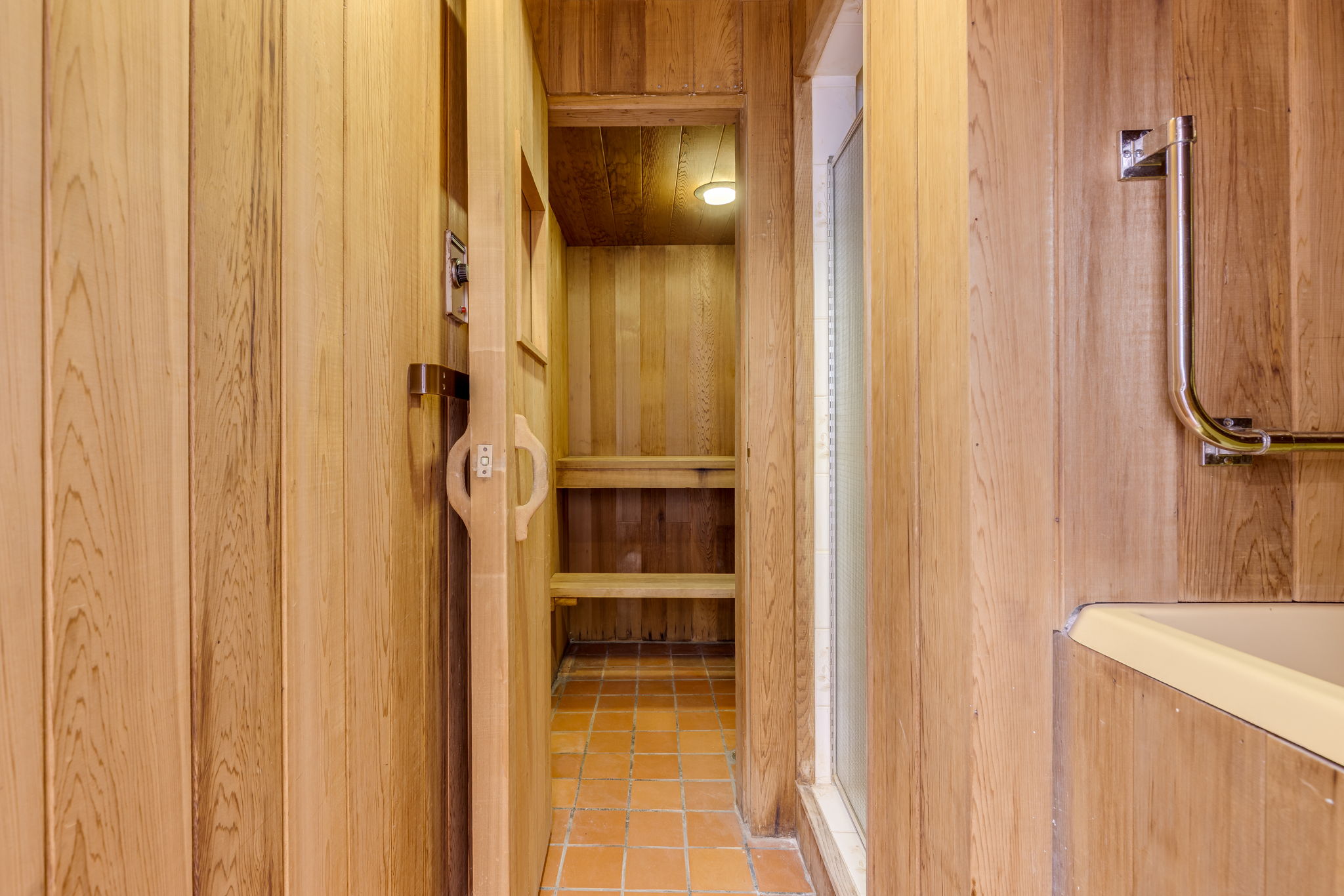 Toronto property showcase — delivered property photograph 30