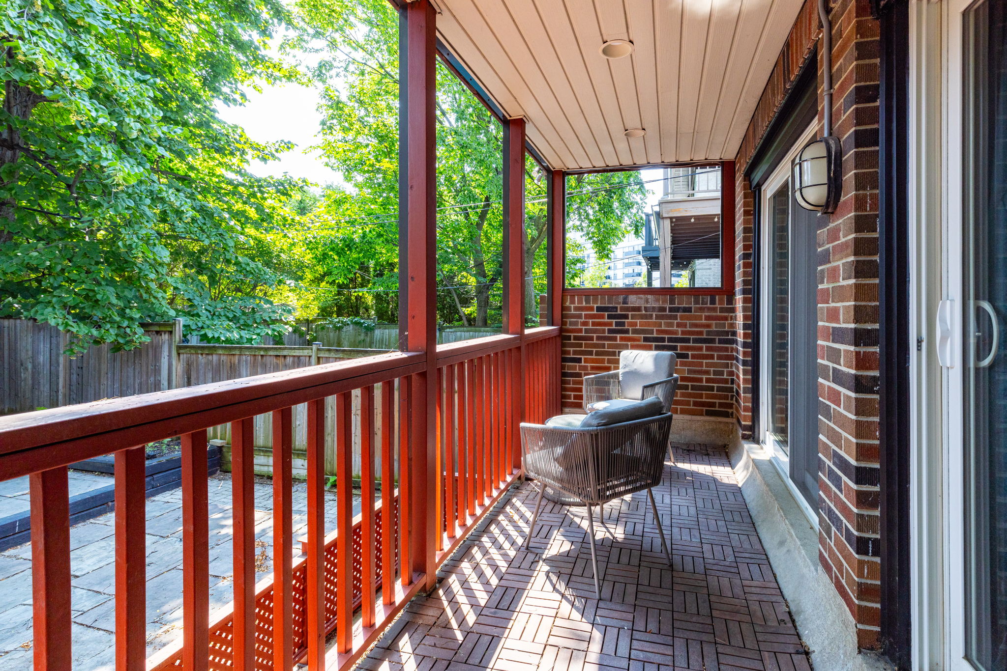 Toronto property showcase — delivered property photograph 34