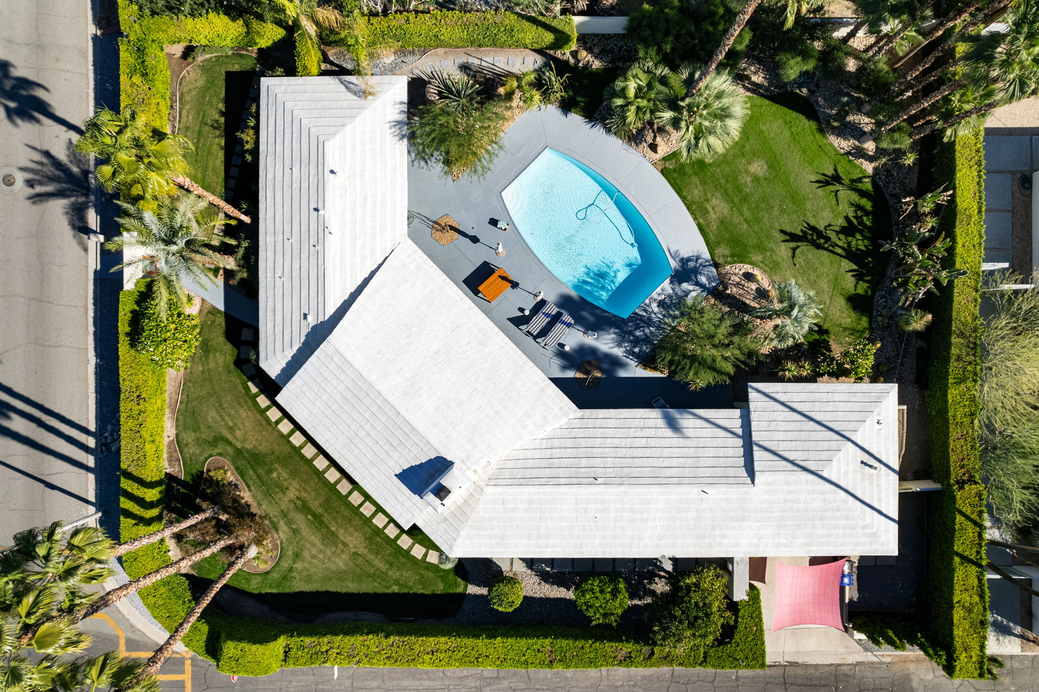 1025 Tamarisk Rd, Palm Springs, CA 92262 | One Point Media Group
