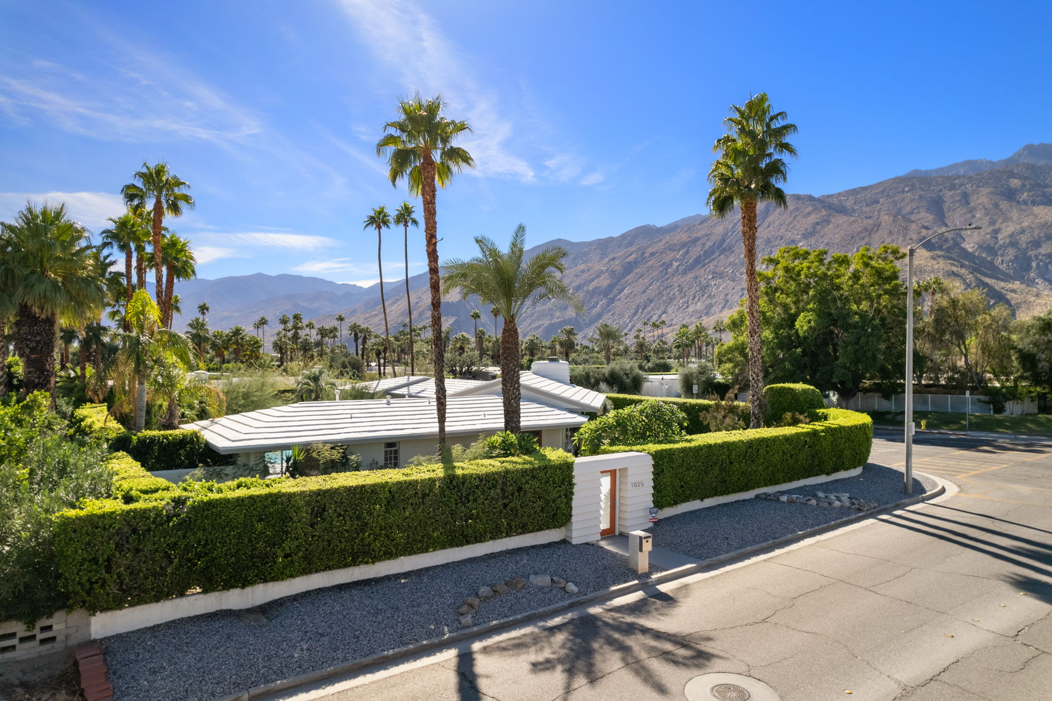 1025 Tamarisk Rd, Palm Springs, CA 92262 | One Point Media Group