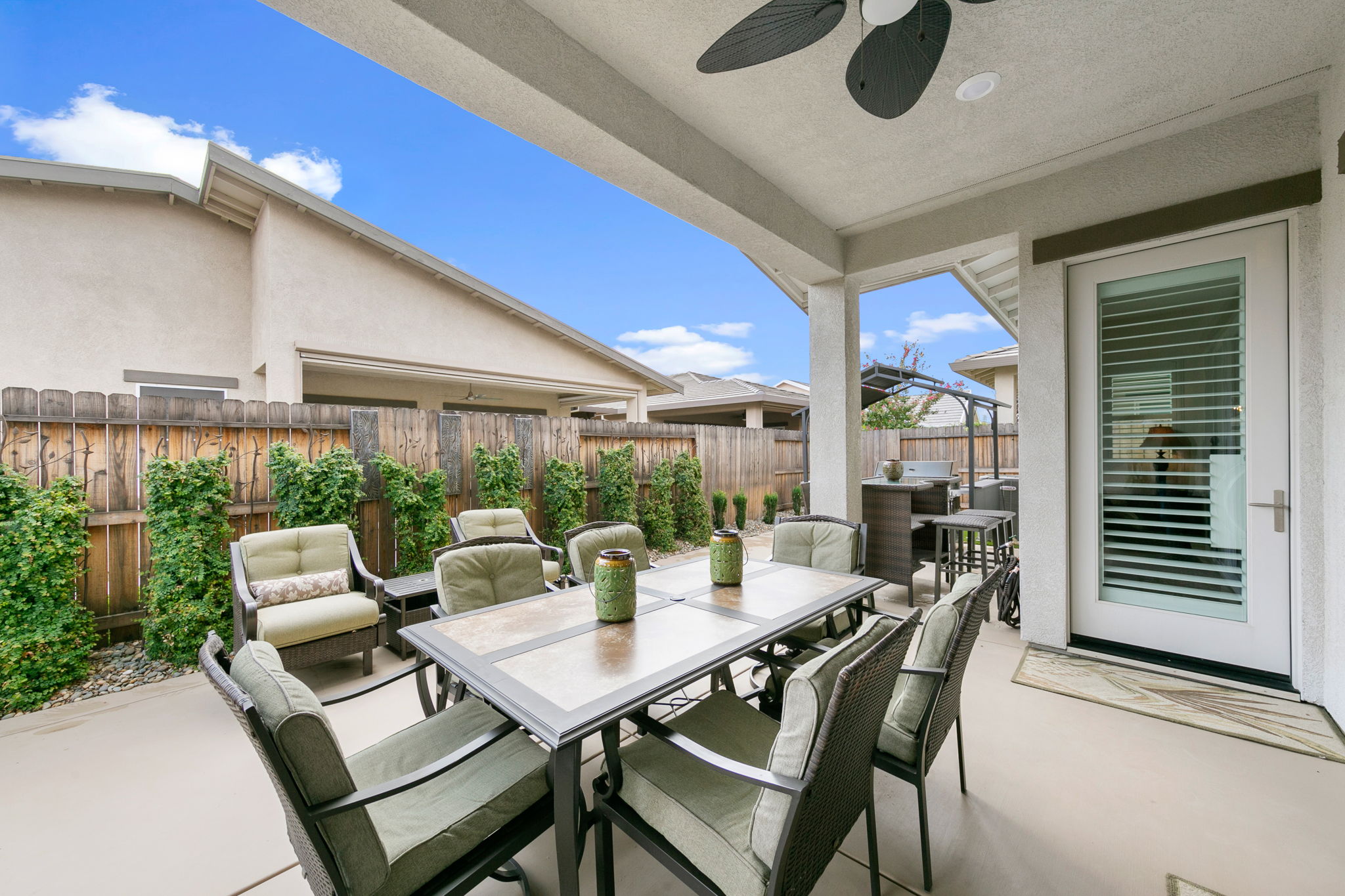 COVERED BACKYARD PATIO