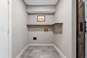  Photo 34