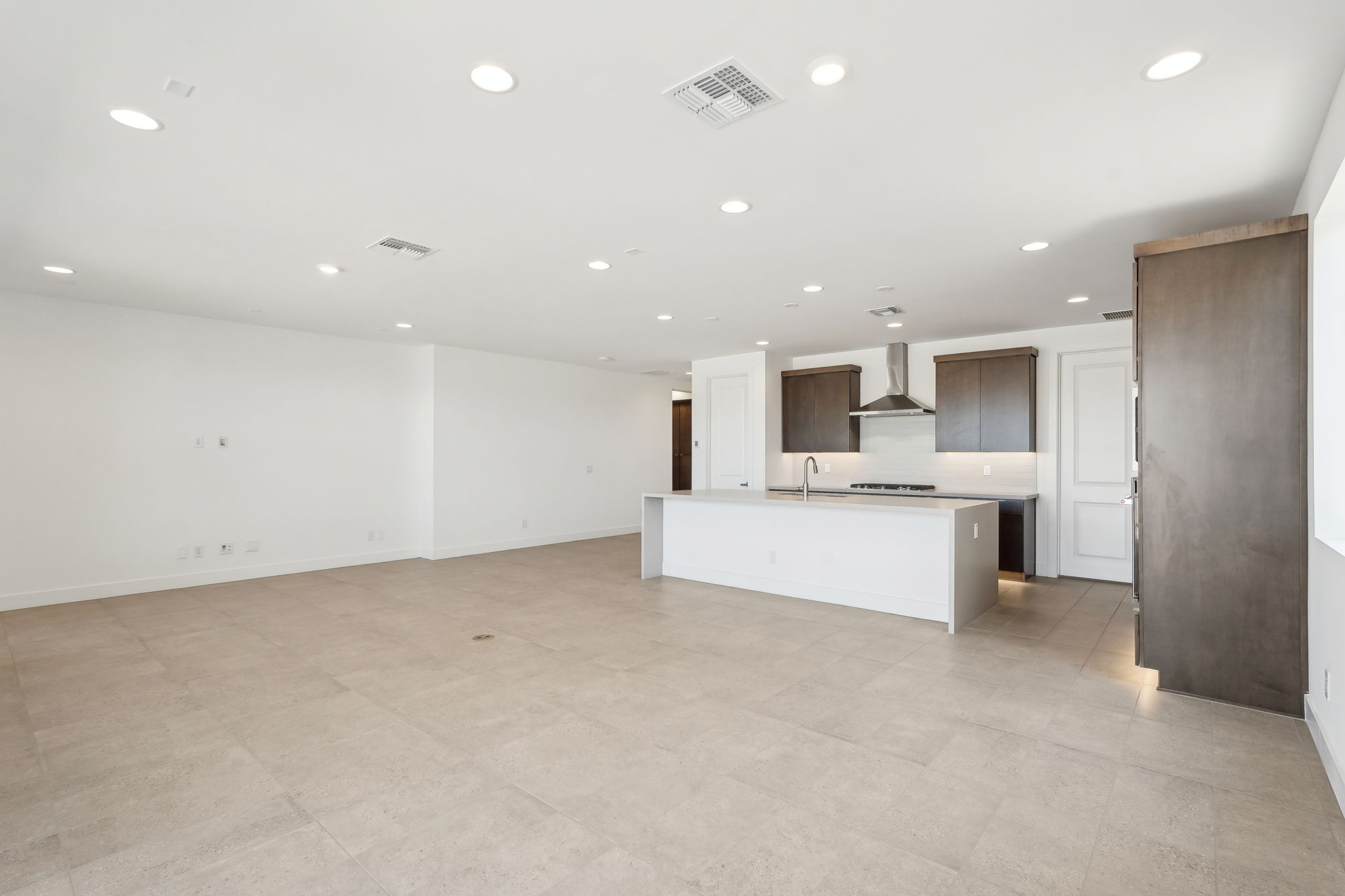 10252 E Utah Ave-08042025-014
