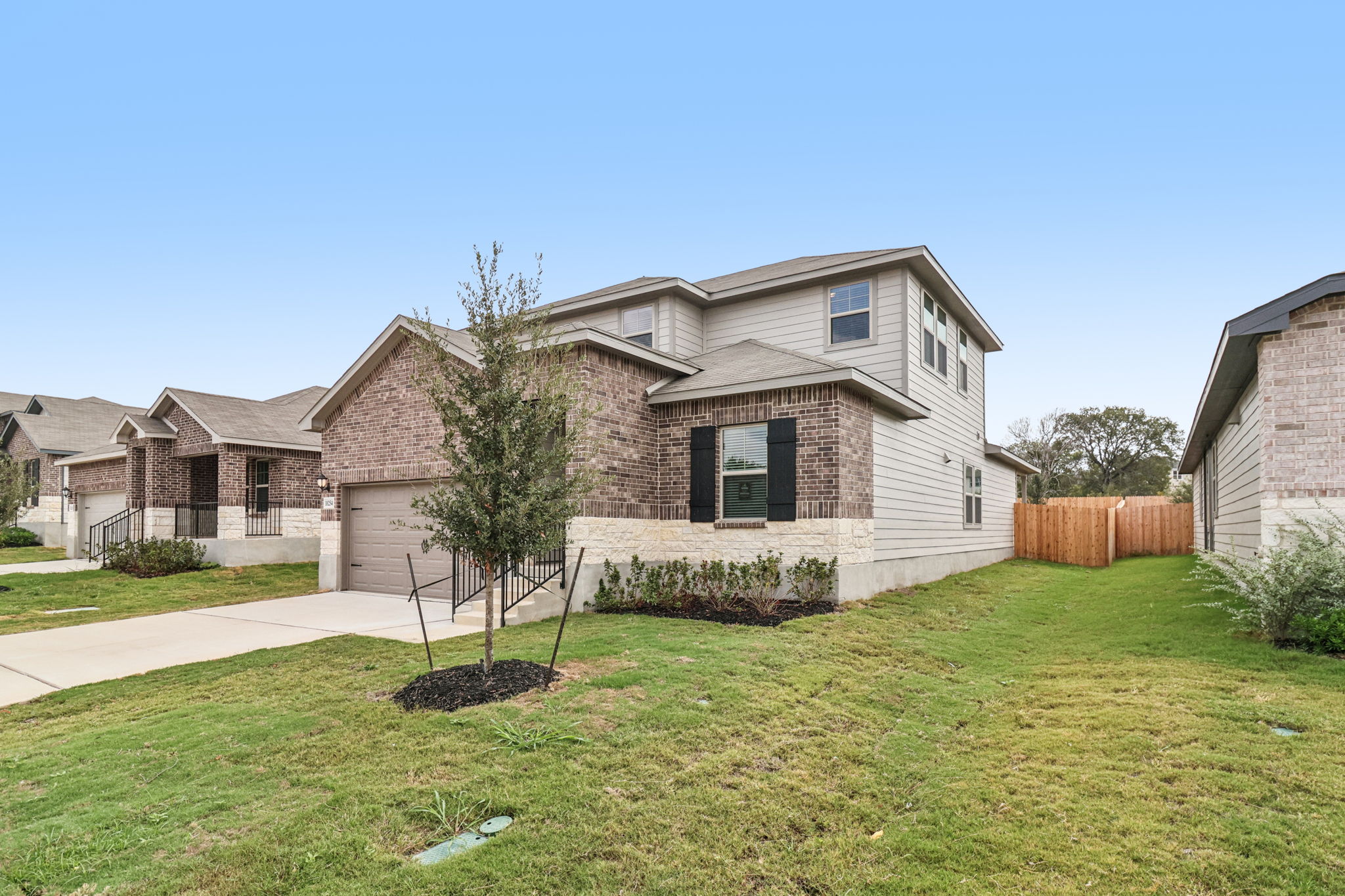 San Antonio East - Royal Crest - 10254 King Robert San Antonio TX 78239 - 004