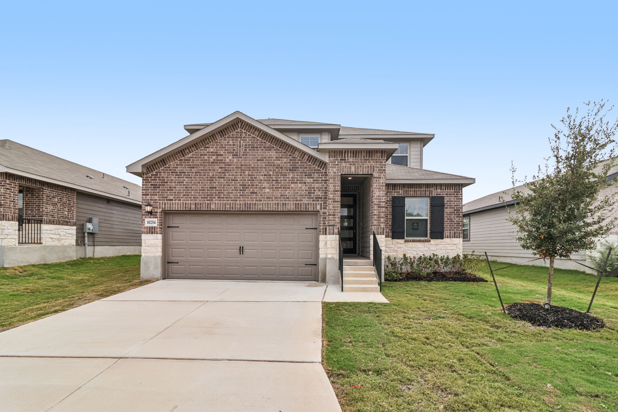 San Antonio East - Royal Crest - 10254 King Robert San Antonio TX 78239 - 006