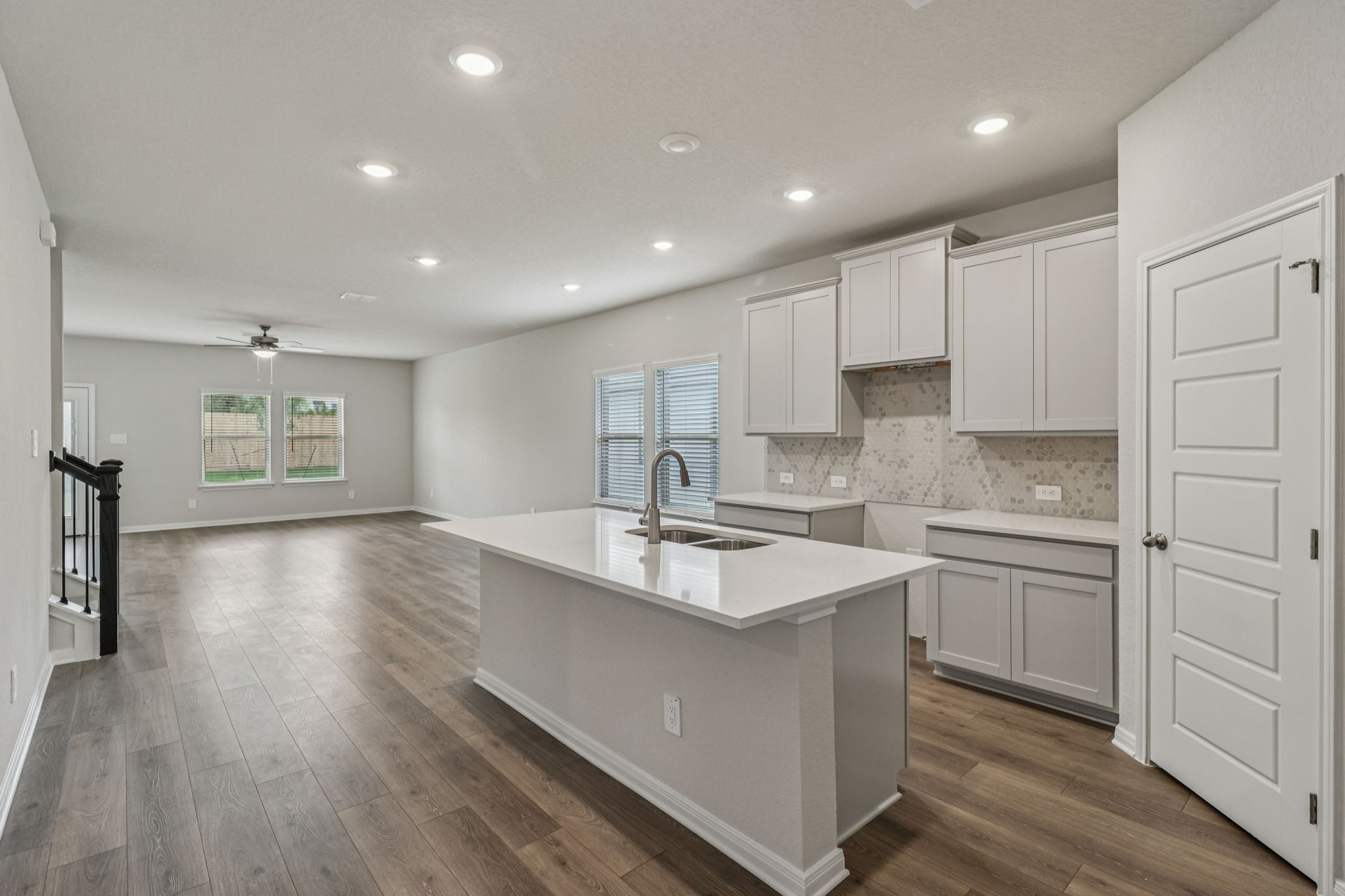 San Antonio East - Royal Crest - 10254 King Robert San Antonio TX 78239 - 016