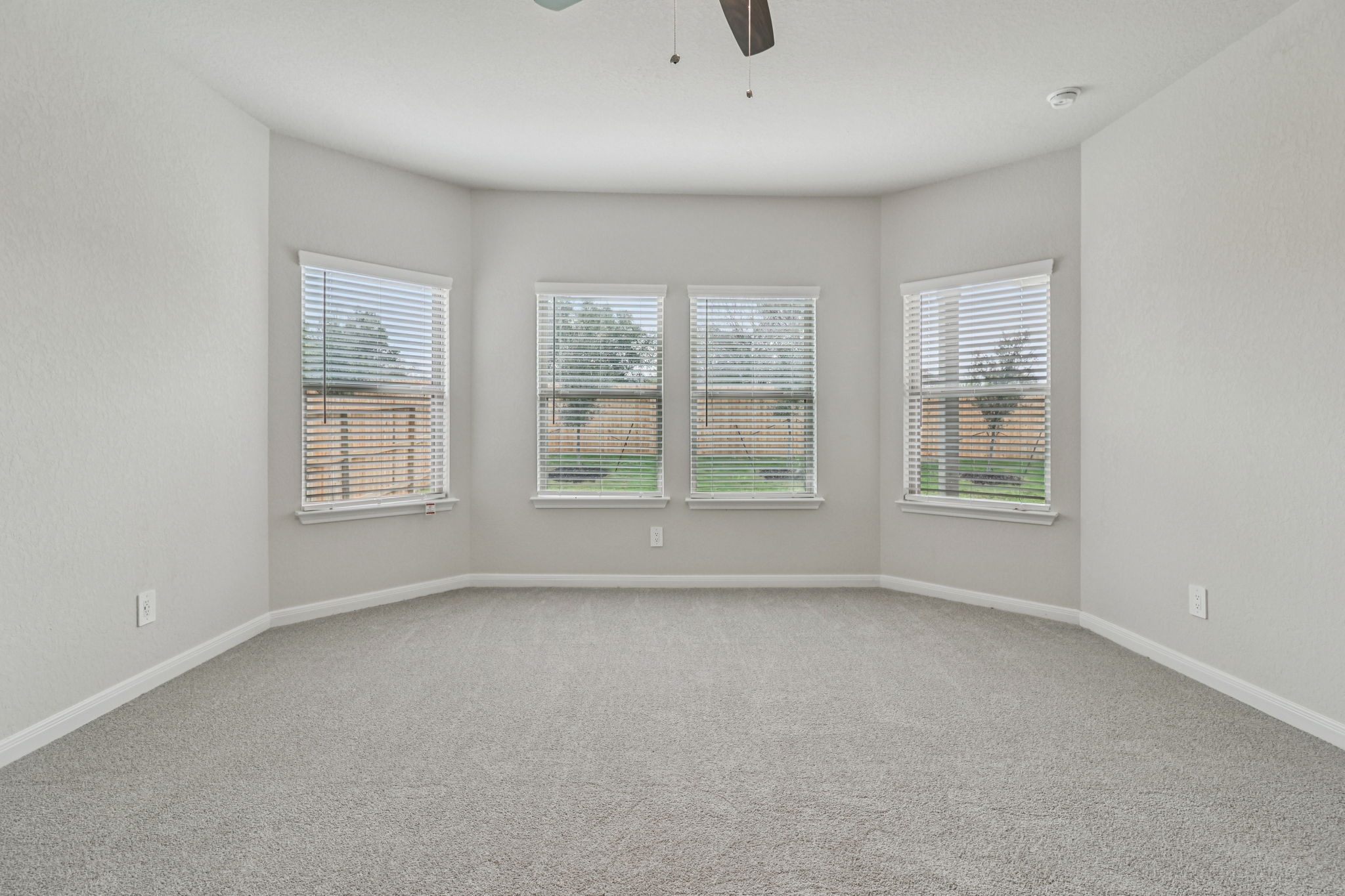 San Antonio East - Royal Crest - 10254 King Robert San Antonio TX 78239 - 031