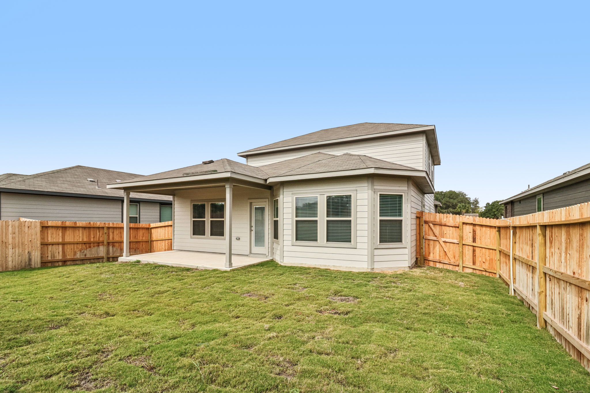 San Antonio East - Royal Crest - 10254 King Robert San Antonio TX 78239 - 056