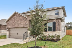 San Antonio East - Royal Crest - 10254 King Robert San Antonio TX 78239 - 001