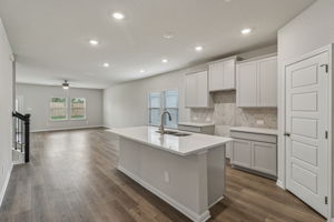 San Antonio East - Royal Crest - 10254 King Robert San Antonio TX 78239 - 016