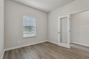 San Antonio East - Royal Crest - 10254 King Robert San Antonio TX 78239 - 021