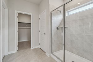 San Antonio East - Royal Crest - 10254 King Robert San Antonio TX 78239 - 033