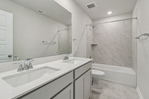 San Antonio East - Royal Crest - 10254 King Robert San Antonio TX 78239 - 043