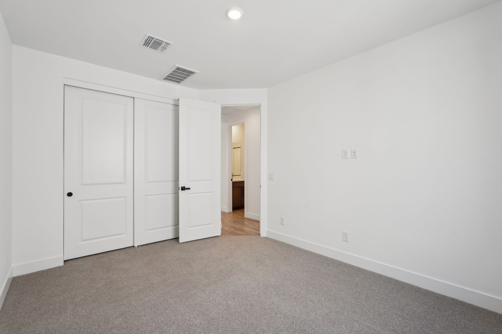 10256 E Utah Ave-08042025-018