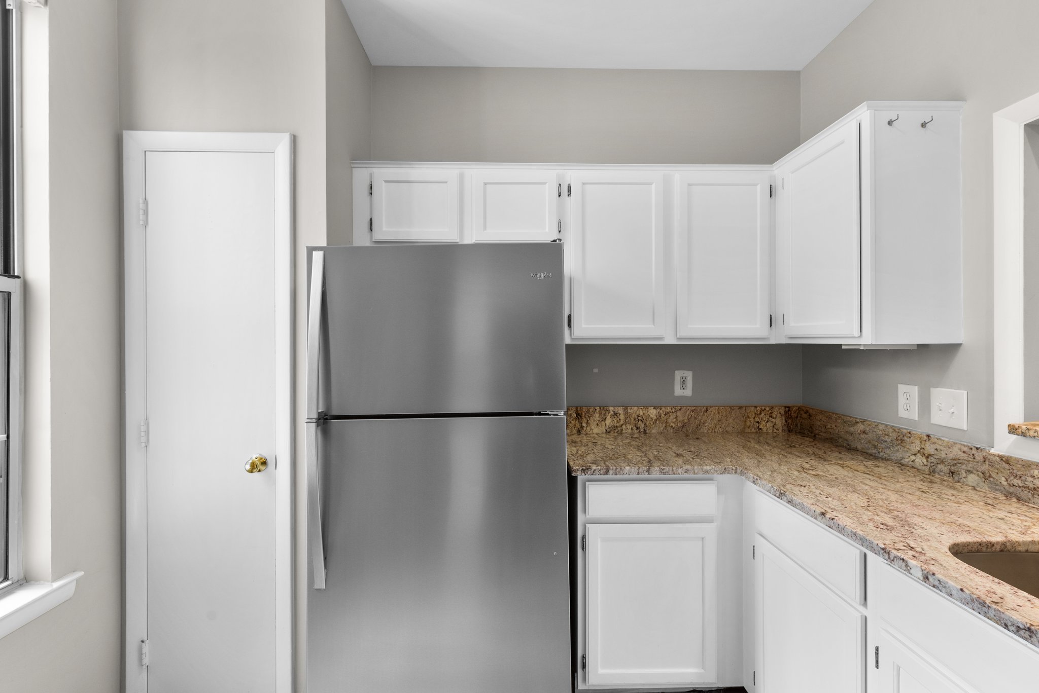 19. 10258 Wild Apple Cir.jpg