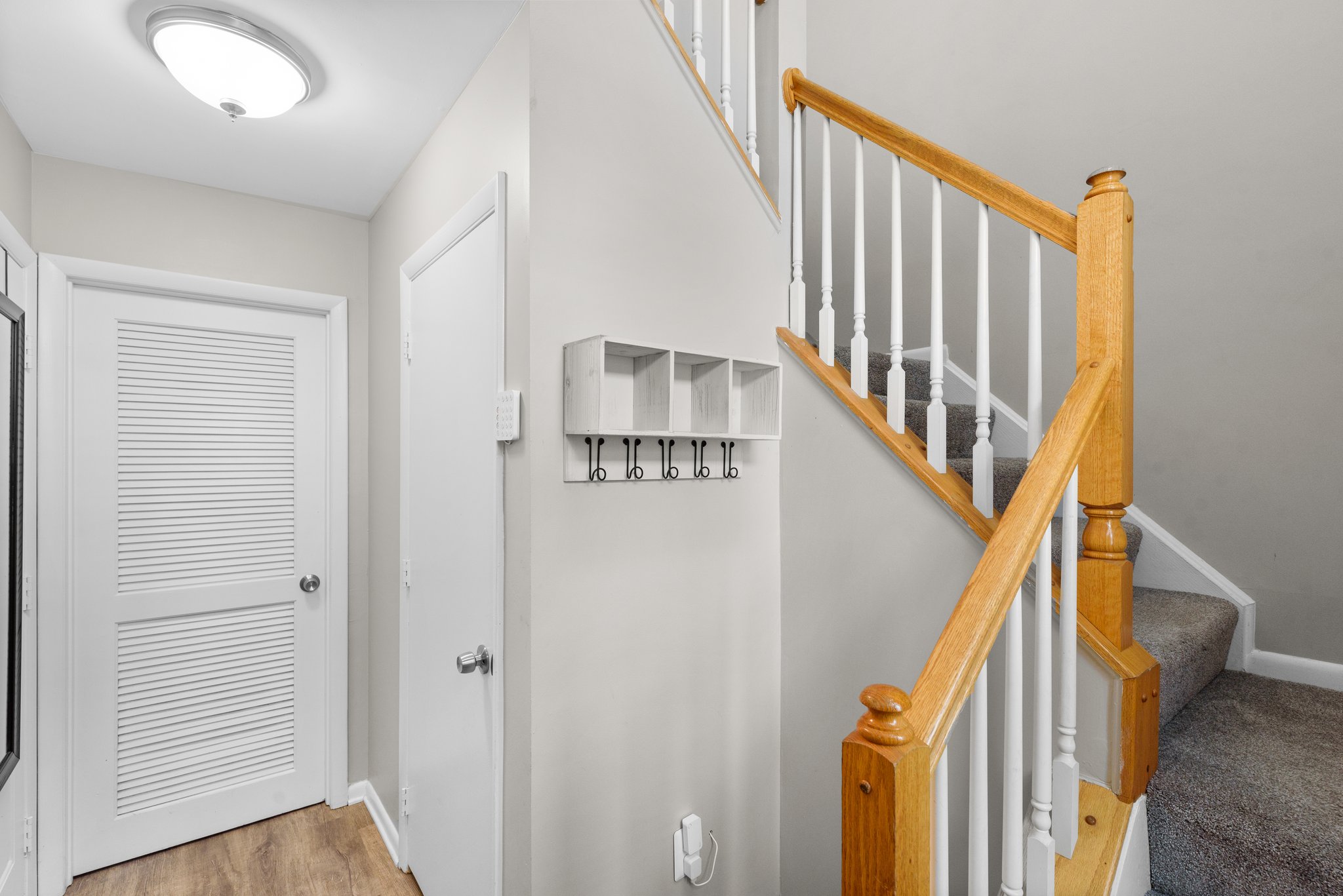 07. 10258 Wild Apple Cir.jpg