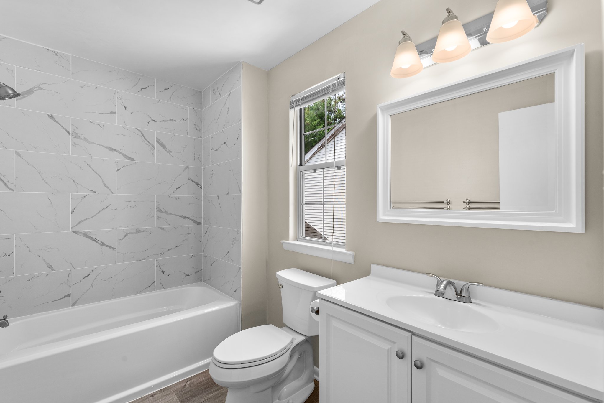 29. 10258 Wild Apple Cir.jpg