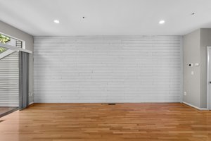 12. 10258 Wild Apple Cir.jpg