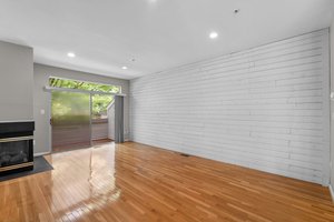 08. 10258 Wild Apple Cir.jpg